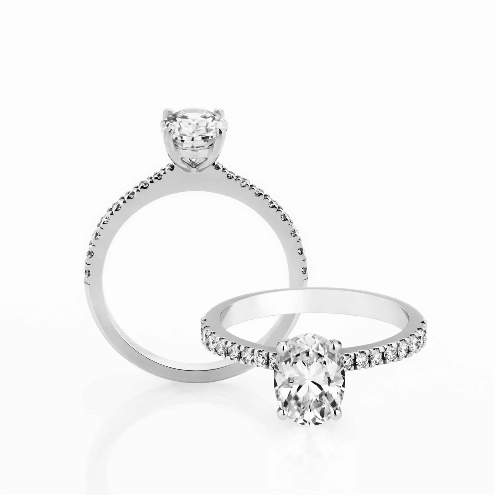 Vela diamond shoulder ring